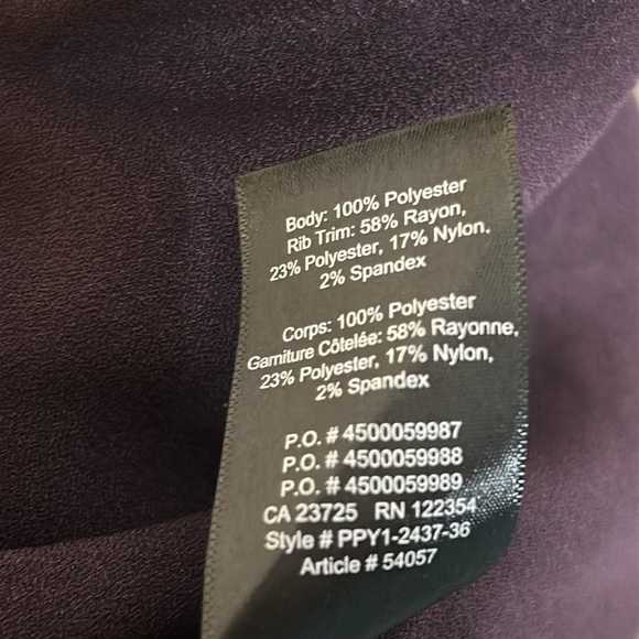 Aritzia Babaton Hamish Mock Neck Oversized
Bat Wing Dolman Sleeve Blouse Purple - Picture 14 of 16